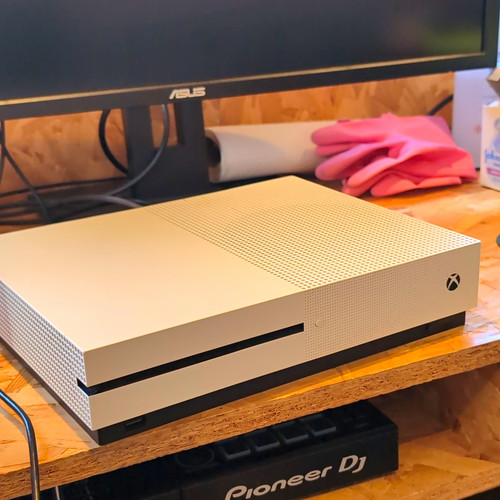 Microsoft xbox one home - microsoft,