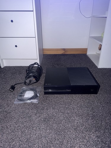 Microsoft xbox one gloss black - one,